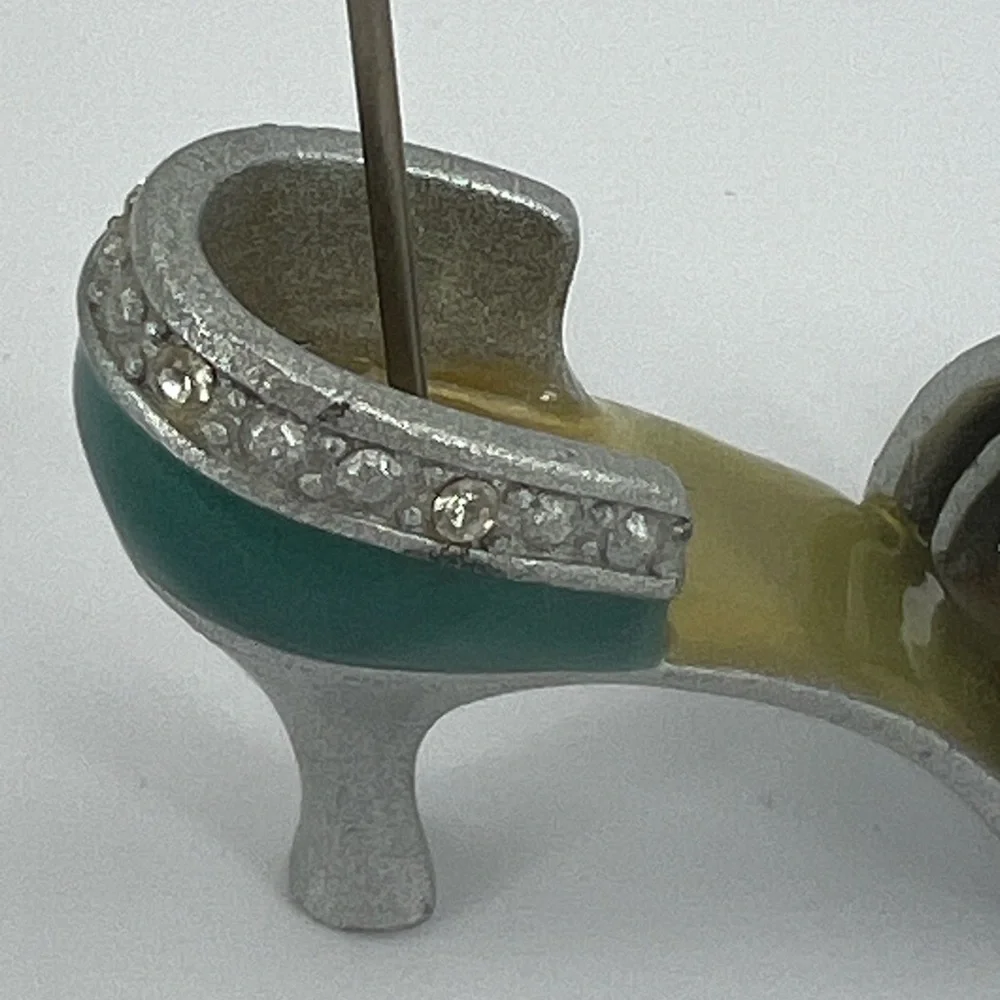 STUNNING GREEN AND SILVER HIGH HEEL STILETTO SHOE CARD OR PHOTO HOLDER